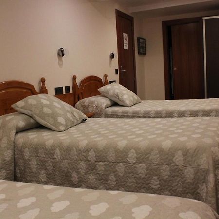 Hostal Extremeno เบคาร์ ภายนอก รูปภาพ