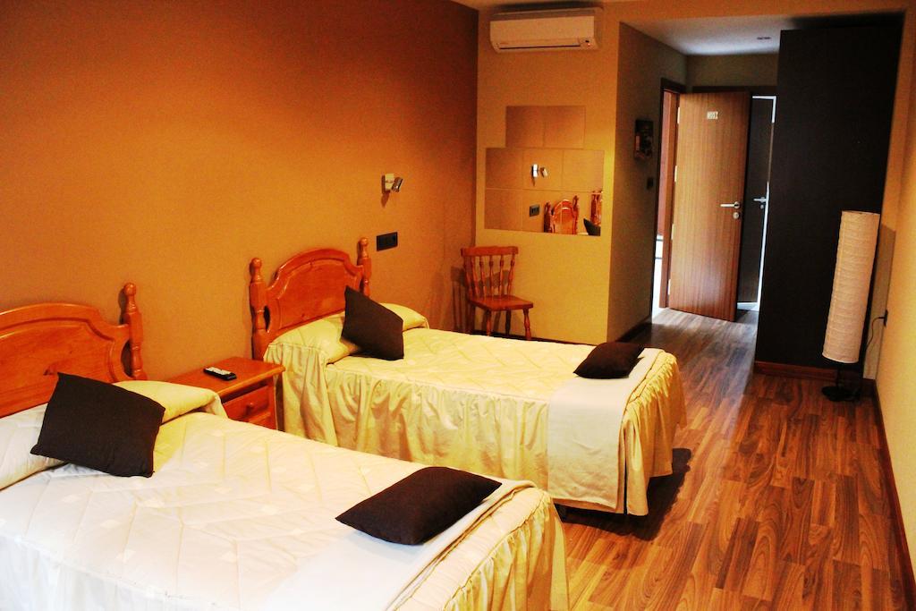 Hostal Extremeno เบคาร์ ห้อง รูปภาพ