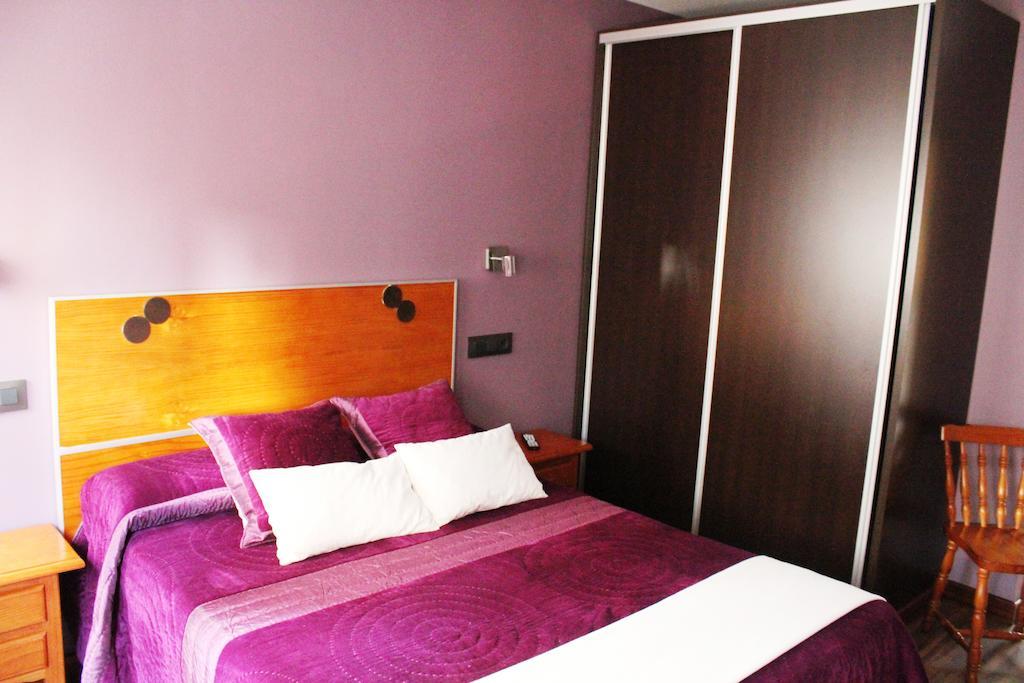 Hostal Extremeno เบคาร์ ห้อง รูปภาพ