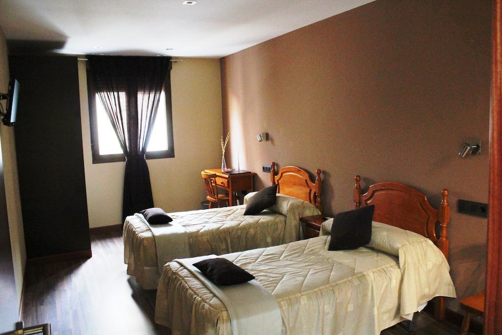Hostal Extremeno เบคาร์ ห้อง รูปภาพ