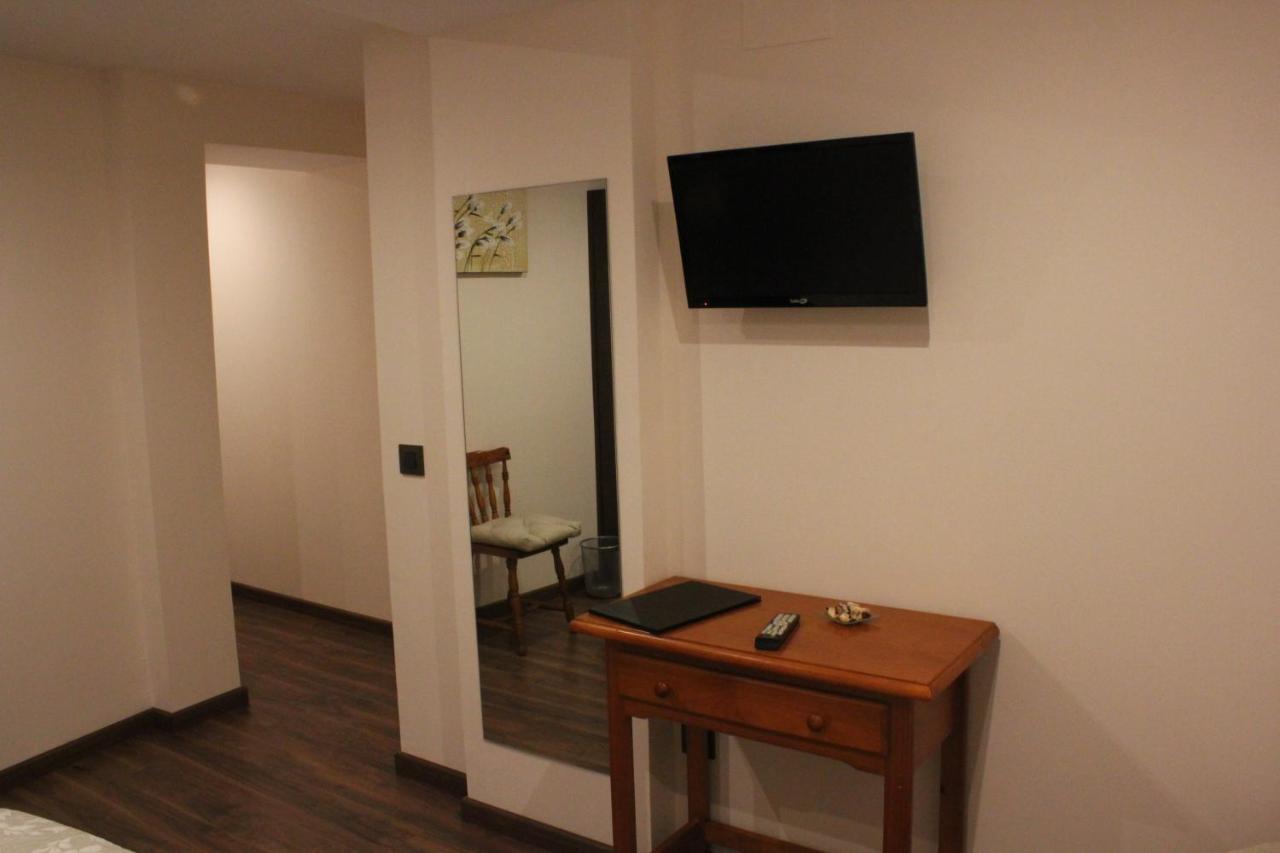 Hostal Extremeno เบคาร์ ภายนอก รูปภาพ