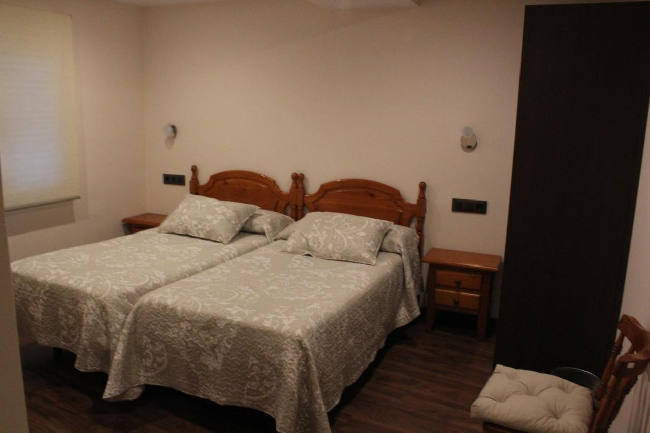 Hostal Extremeno เบคาร์ ภายนอก รูปภาพ